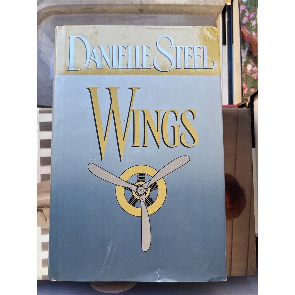Wings by Danielle Steel (1994, Hardcover)
